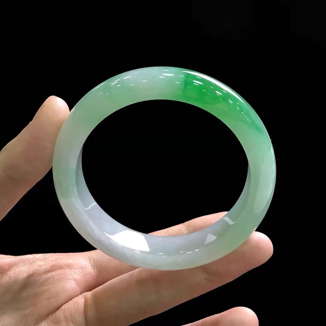 非金属珐琅手镯 时尚大女王 缅风飘花带绿正圈手镯 多样性发