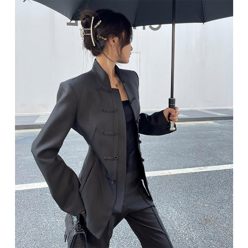 新中式国风女装小众独特别致唐装中山装黑色立领盘扣西装外套秋季