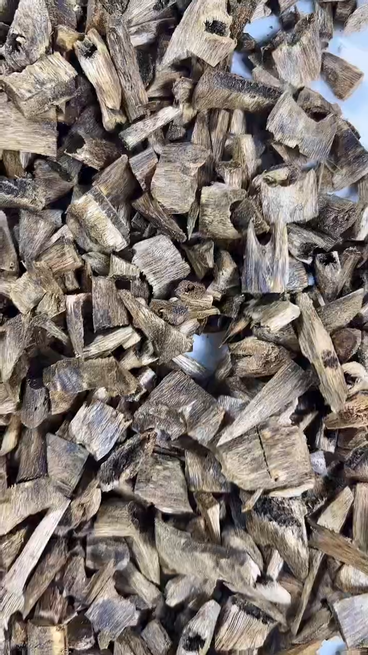 【闪购商品】奇楠块料50克 东江绿