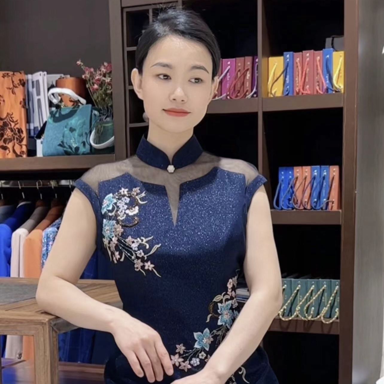 法式刺绣手工旗袍～绣花显瘦修身长款中国风时尚气质夏季中式