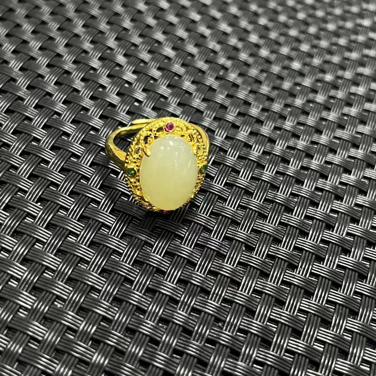 和田玉戒指一个-16902