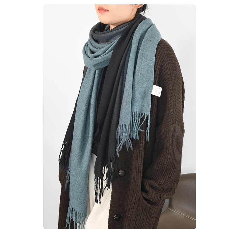 欧美定制色纺花纱渐变段染黑蓝百搭复古大尺寸流苏羊绒围巾披肩