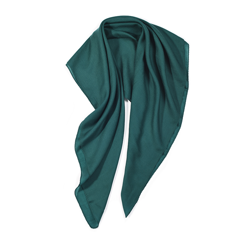 精纺纯色百搭复古墨绿护颈保暖文艺羊毛围巾方巾