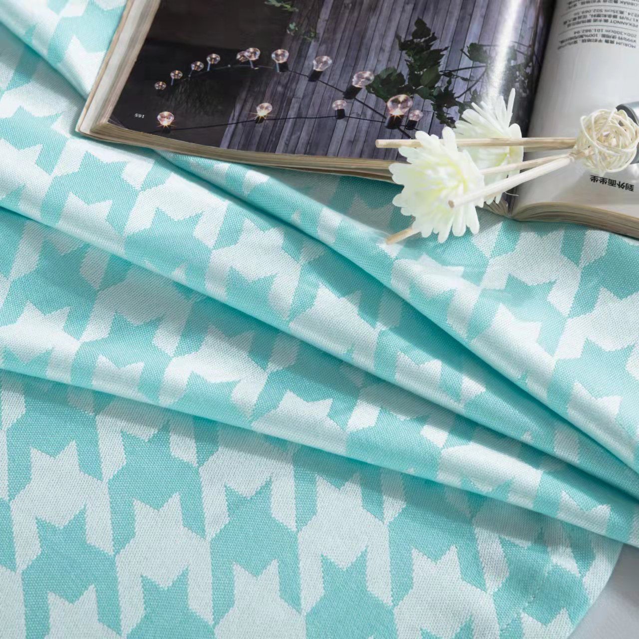竹纤维盖毯。经典千鸟格款