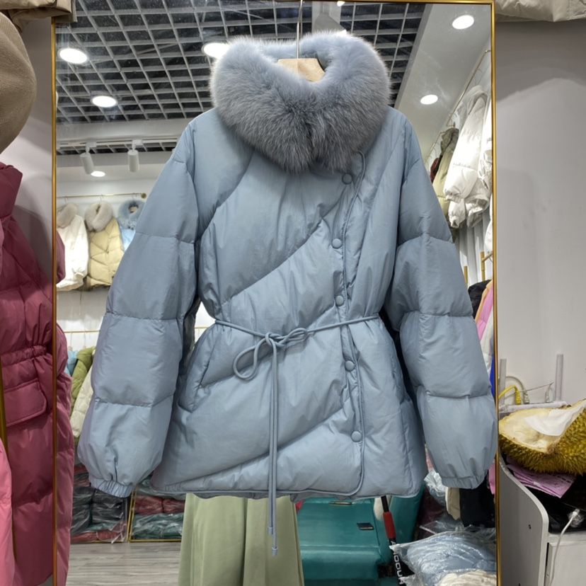 韩国狐狸毛领围脖羽绒服女2023冬设计感时尚洋气收腰系带中