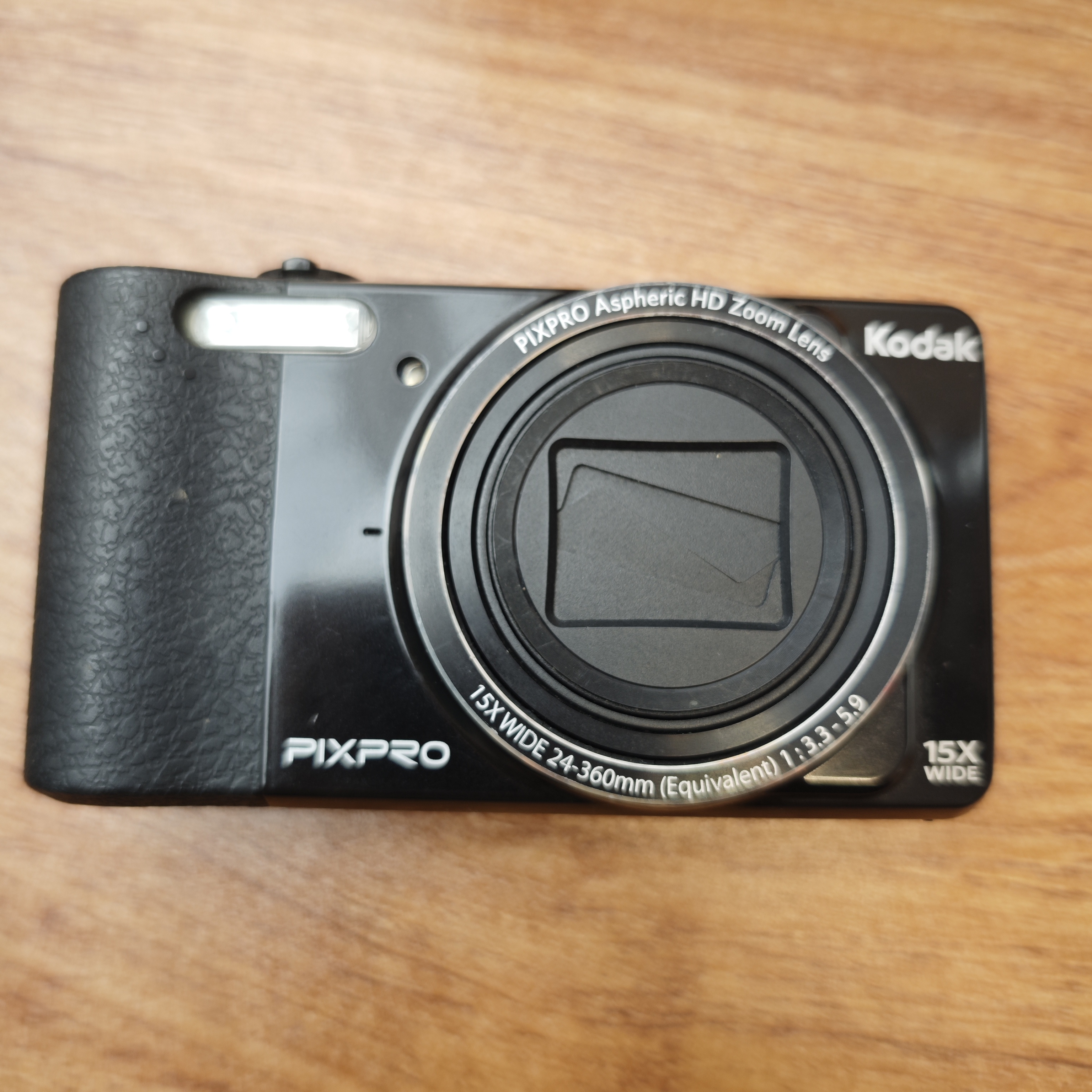 95新 Kodak/柯达 柯达FZ151黑色小长焦1600万像素NO退NO换