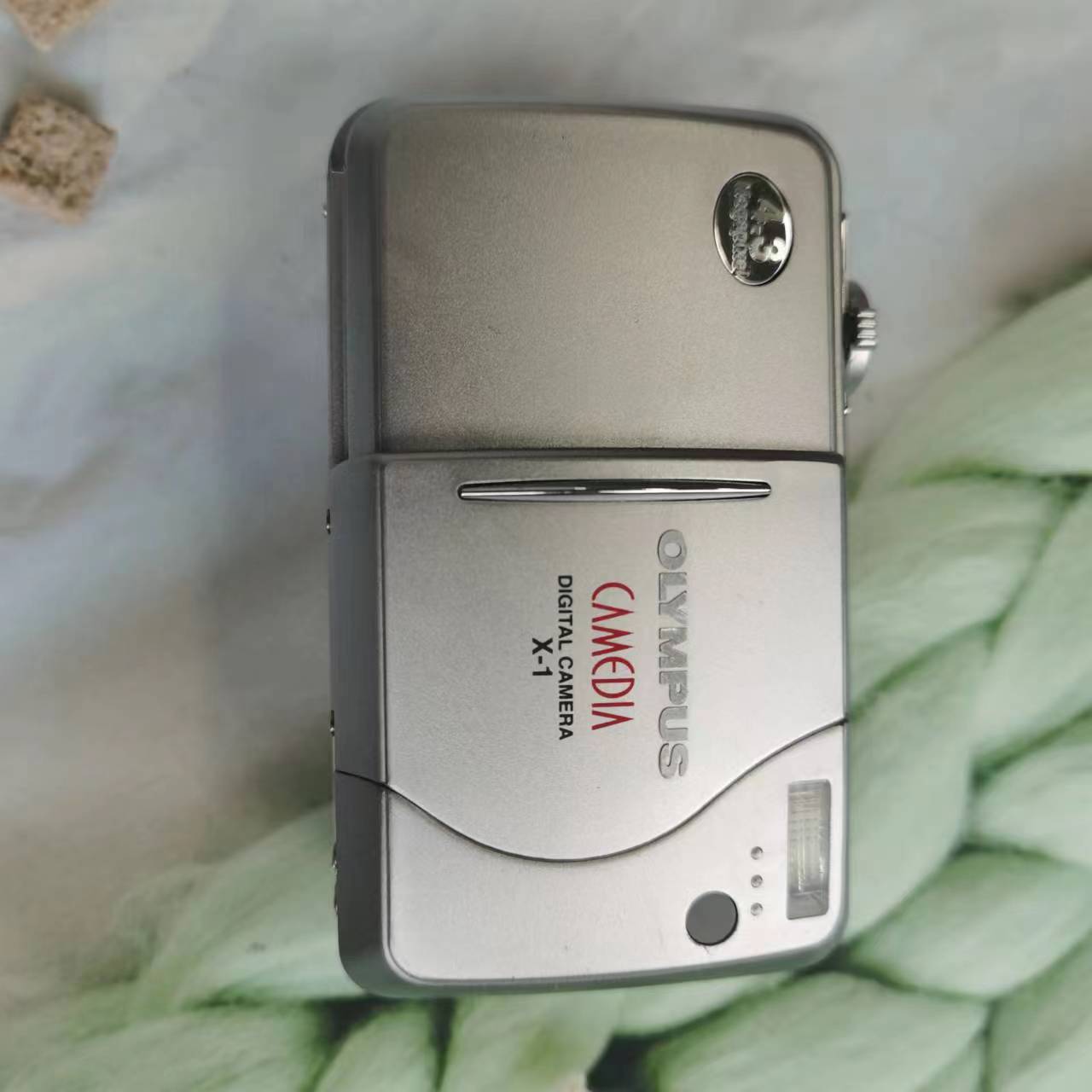 9新 Olympus/奥林巴斯 X-1（需自备XD卡）430万像素滑盖NO退NO换