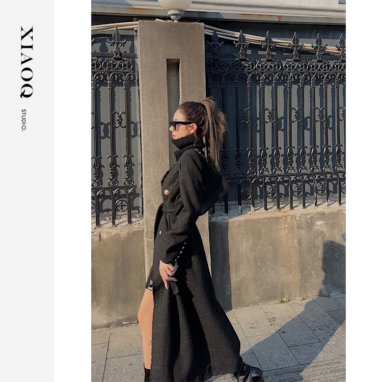 小Q家5063【一顾倾城】修身黑色金扣粗花呢长款名媛气质飒大衣T