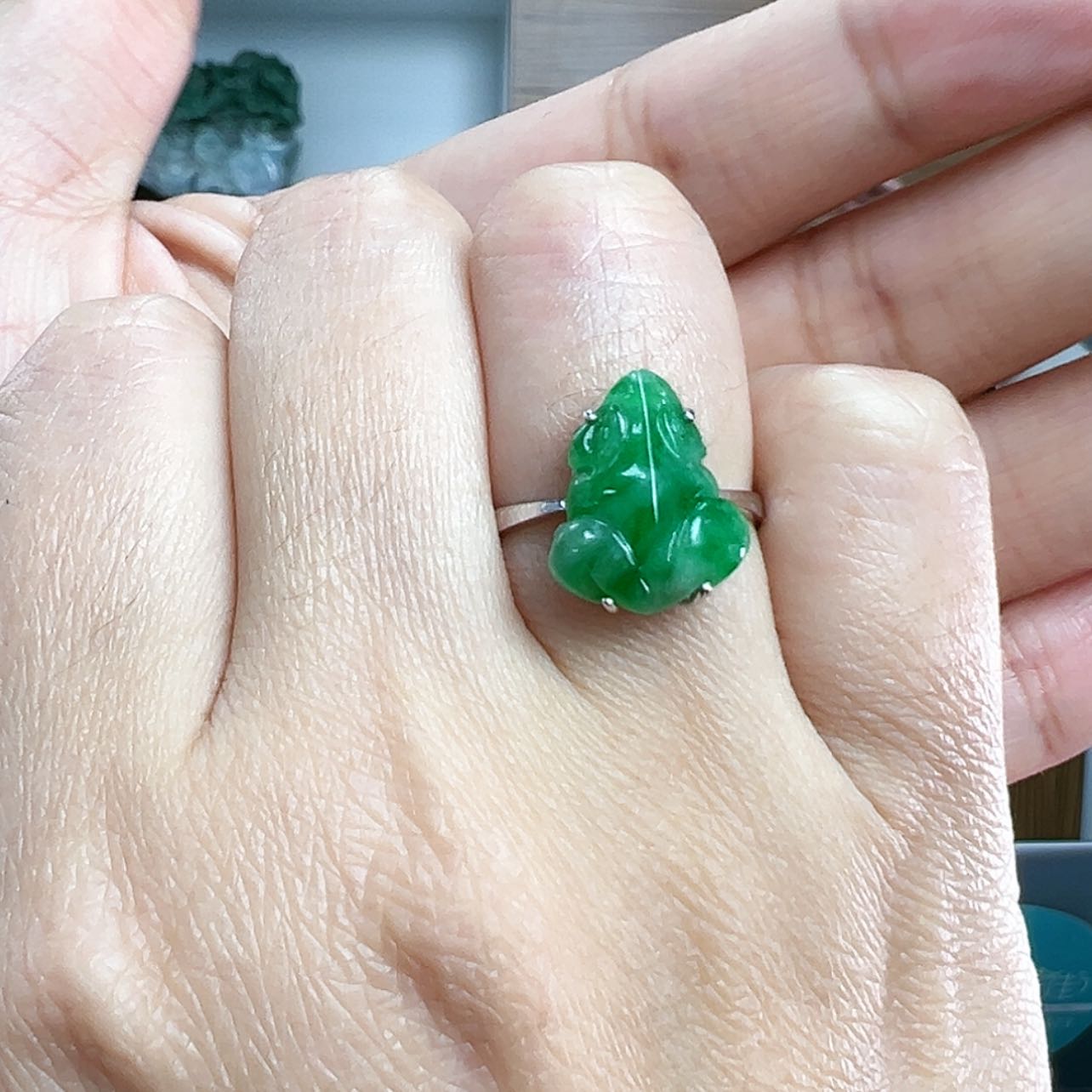 【闪购商品】翡翠戒指18K金镶嵌