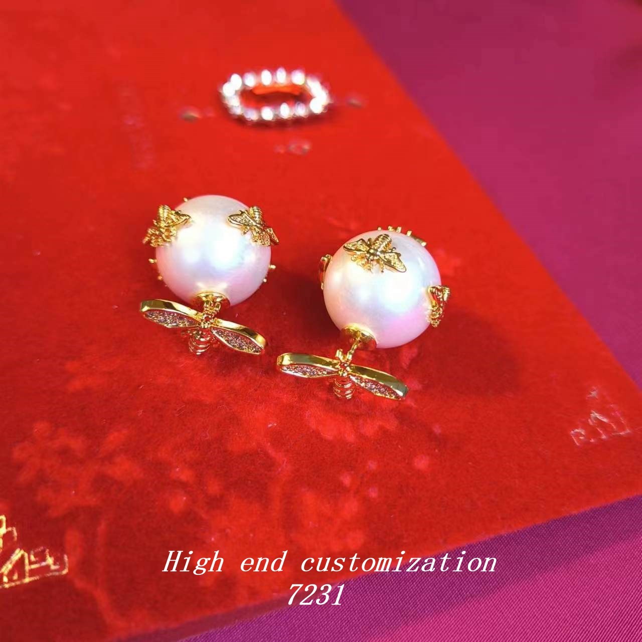 铜合金耳饰 金色小蜜蜂白色珠珠耳堵经典秋冬欧美出口耳环 7231