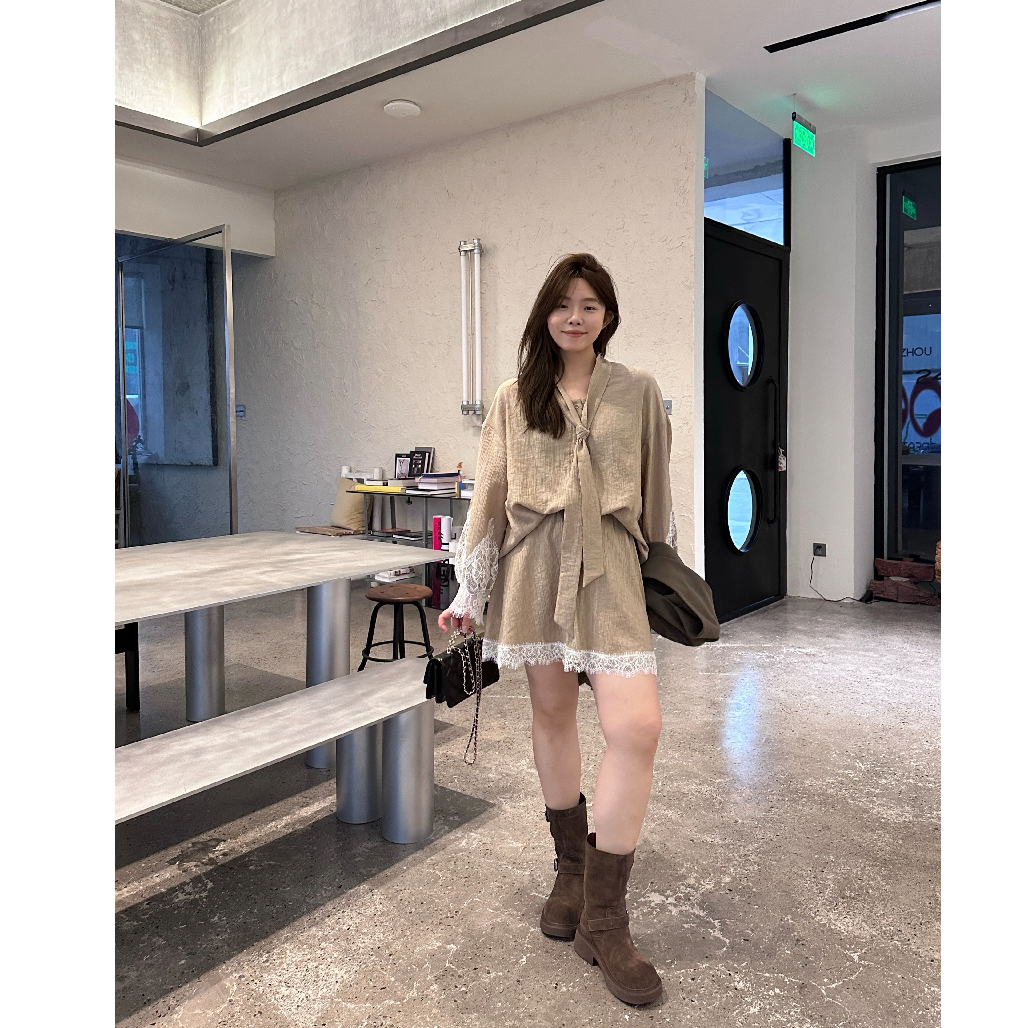 晶咕【月落星河-上衣】设计感蕾丝拼接袖口显瘦气质时尚上衣