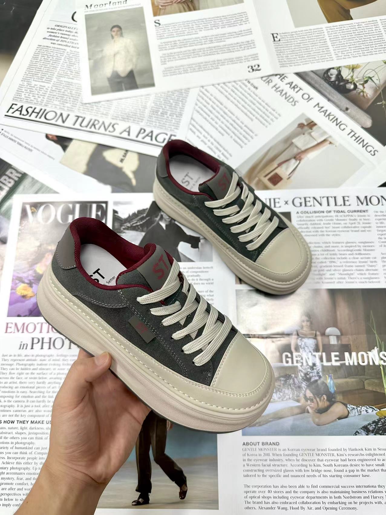 2409122【ST】 秋季新款经典时尚百搭女板鞋