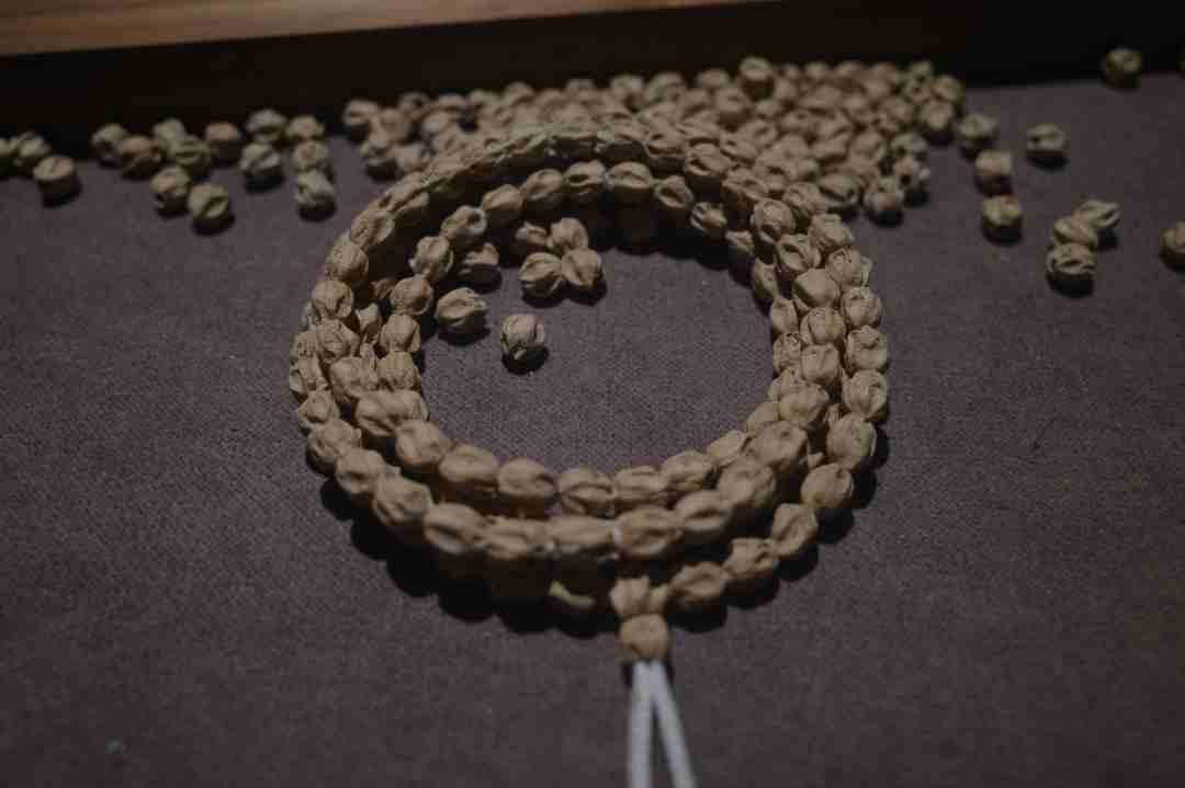 【千刃】热振百香籽手串高桩一刀未动多棱顺深坑鬼脸柏香籽108