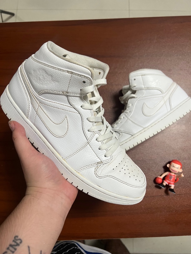 90新 AIR JORDAN AJ1纯白/45码篮球鞋/二手商品包正品已洗护消毒