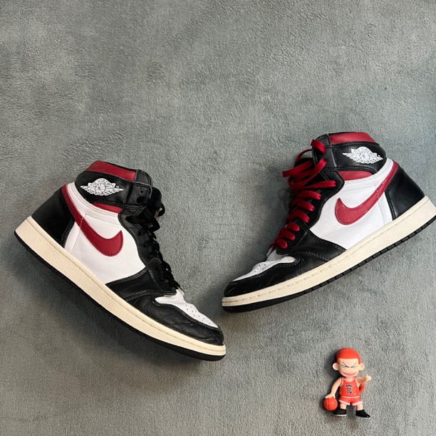 95新 AIR JORDAN aj1红勾 44.5码高帮