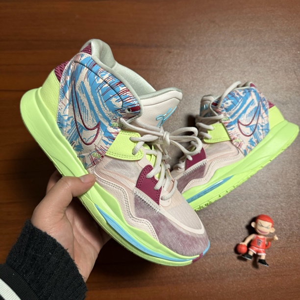 95新 AIR JORDAN 欧文8/粉绿/43码篮球鞋