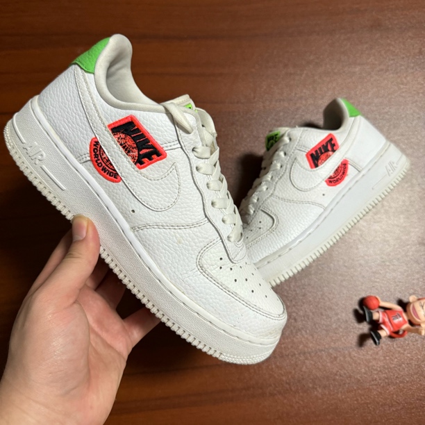 95新 NIKE/耐克 af1空军/39码/低帮/空军/白鞋/瑕疵看详情页