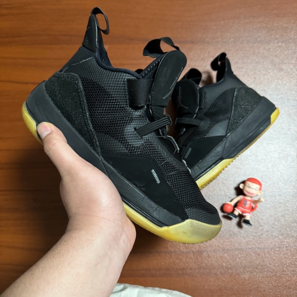 90新 AIR JORDAN aj33/40.5码/纯黑/运动鞋/购买许看详情页