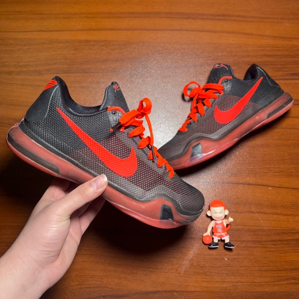 95新 NIKE/耐克 zk10黑红41码篮球鞋