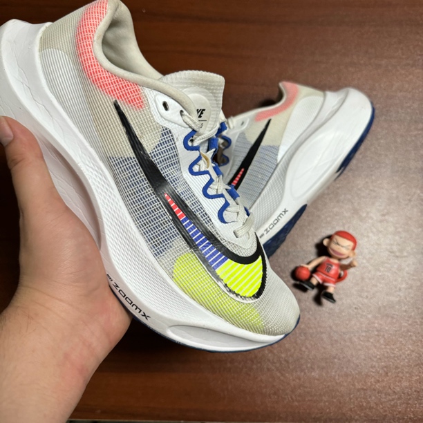 Nikezoom跑鞋fly5/43码/公价1399/已洗护消毒/二手商品请看详情页