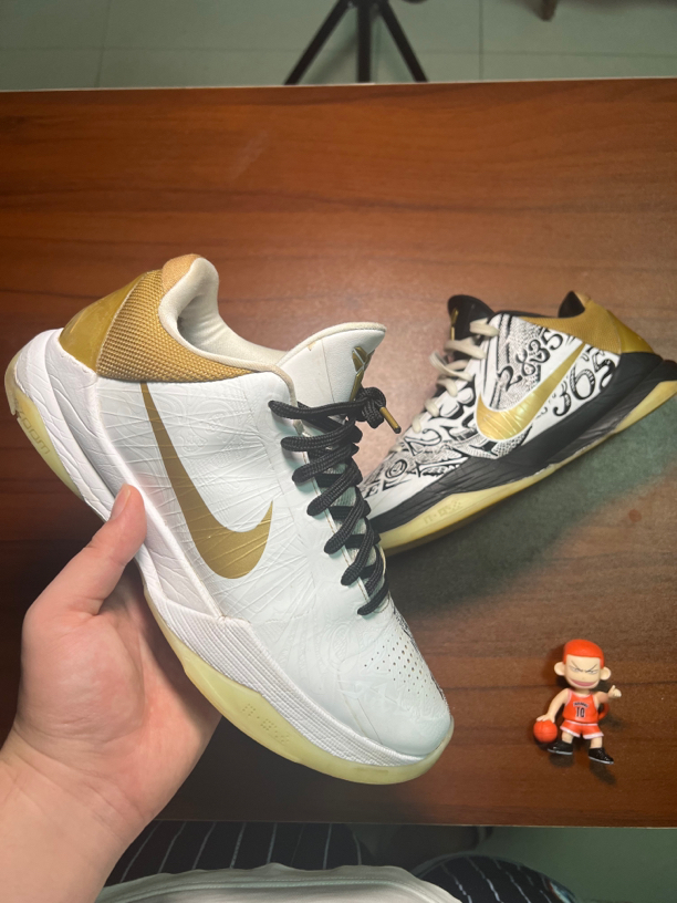 95新 NIKE/耐克 zk5/大舞台/42.5码