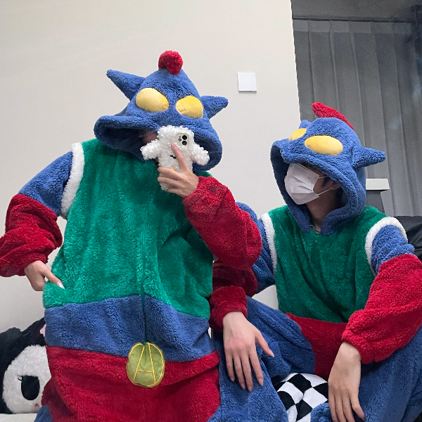 原创！冬季动感超人连体睡衣情侣珊瑚绒可爱卡通加厚加绒家居服