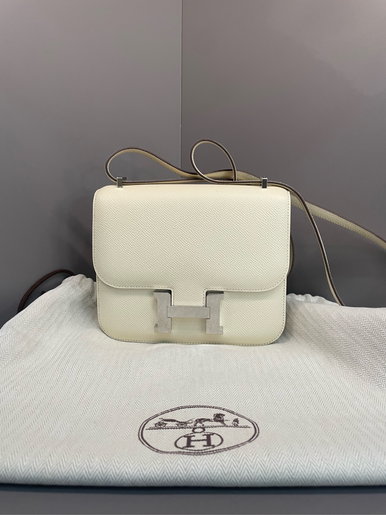 99新 Hermes/爱马仕 康康19 奶油白u刻
