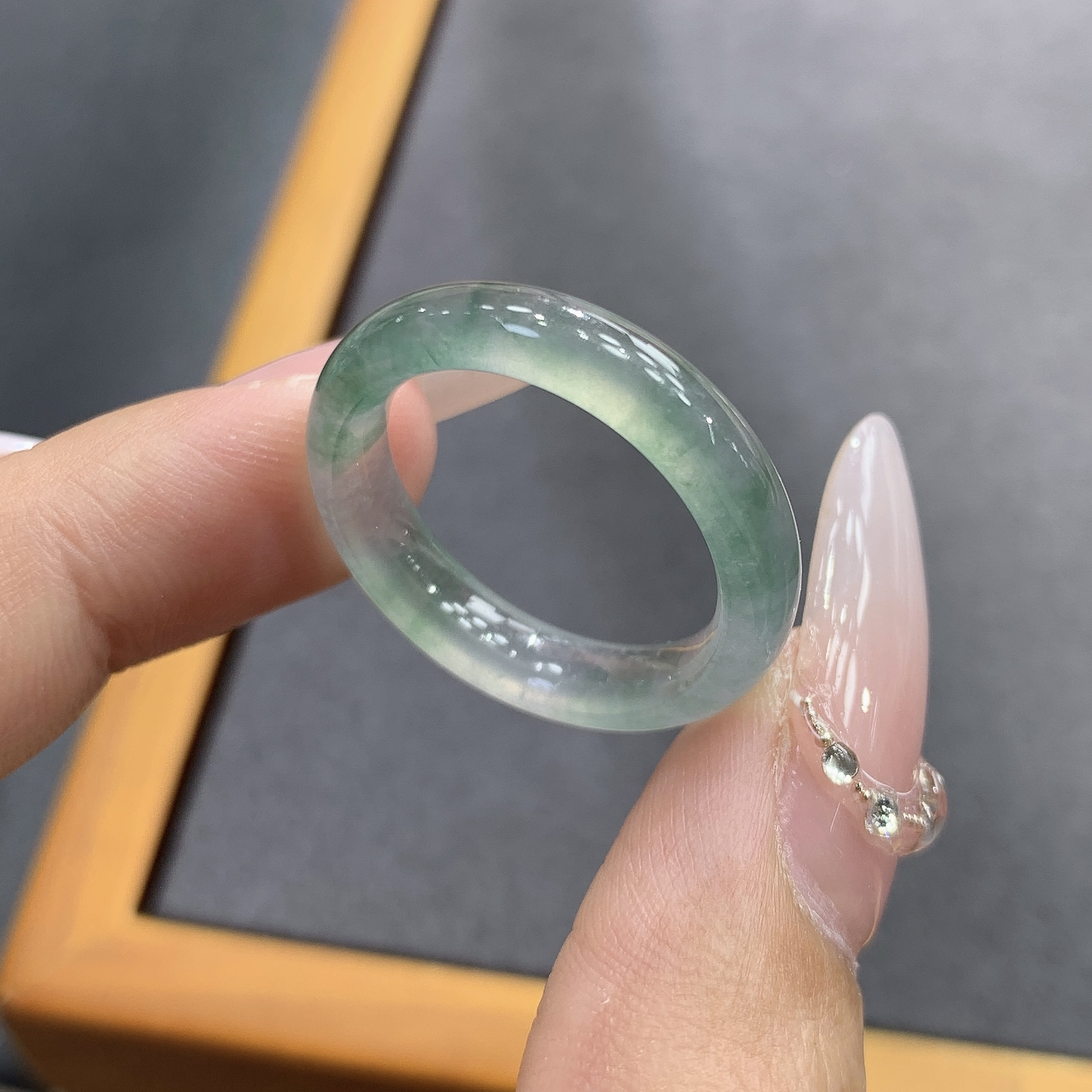 20圈口 缅甸天然翡翠 高冰种飘花细条戒指尺寸19.2-5.1-3.7