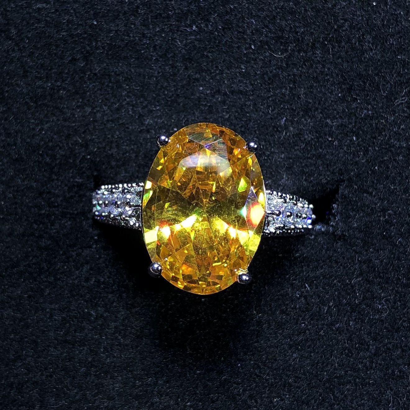 1144  黄啊塞戒指开口可调节