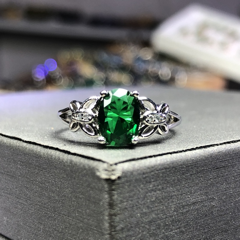 111243宝绿色3克拉戒指活培育口开口可调节