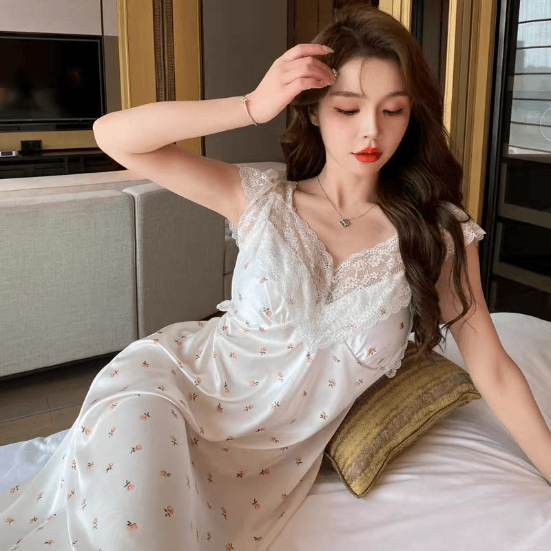 【香槟小花】夏天冰丝性感睡裙带胸垫薄款蕾丝家居服女纯欲显瘦长裙