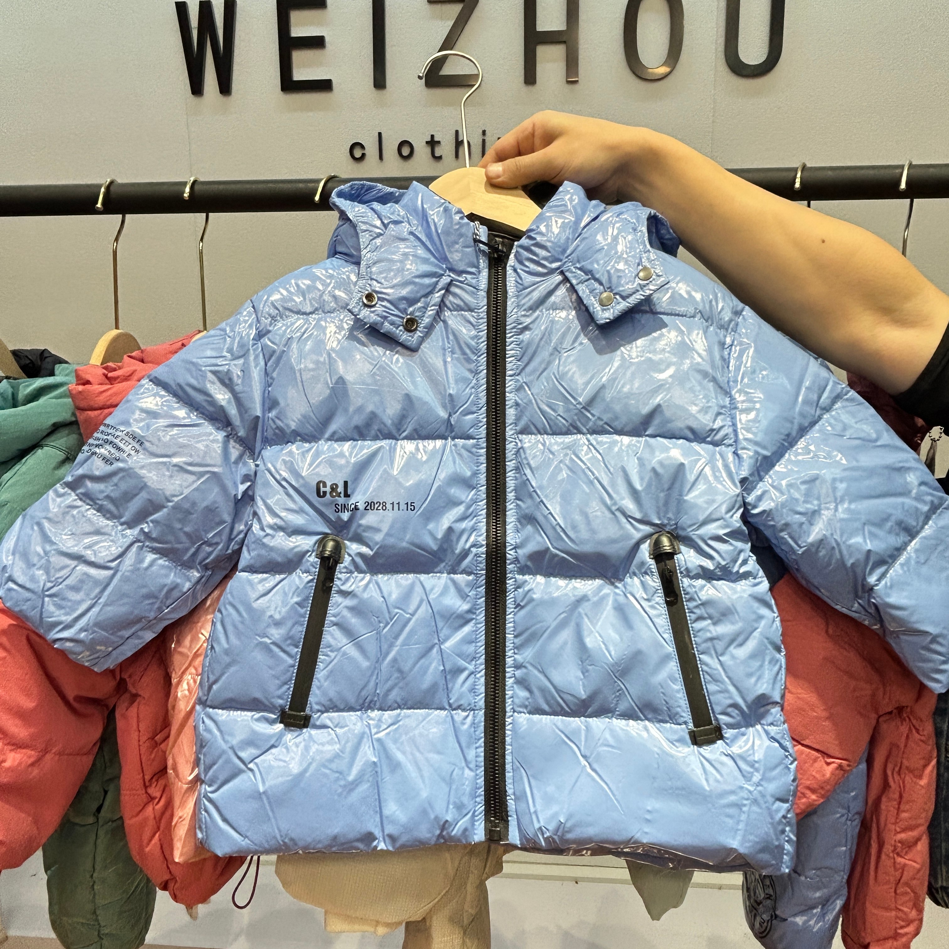 CN122034厚款羽绒服外套 免洗防脏 粉丝福利