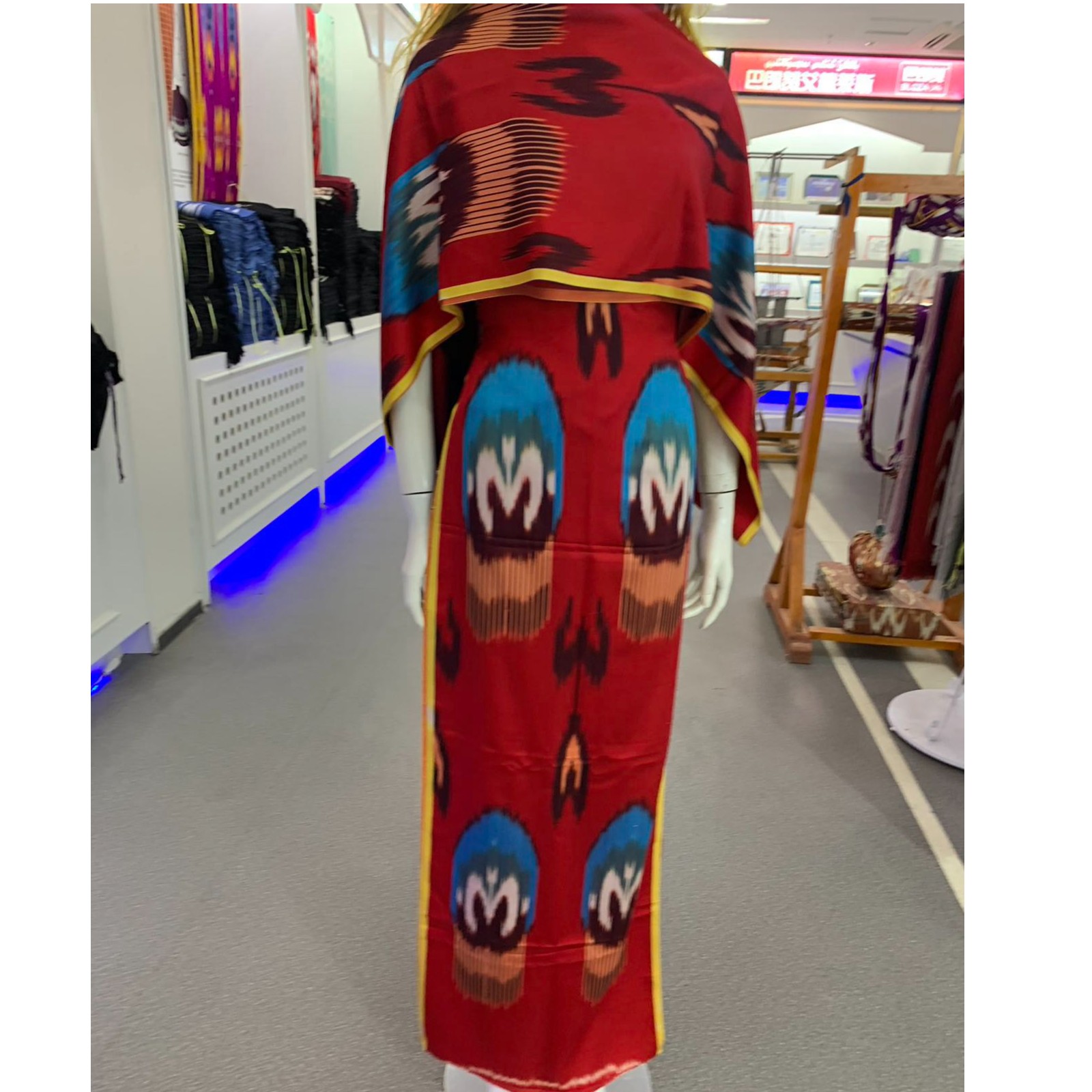 يىپەك ئەتلەس/خان ئەتلەس布料/真丝不褪色巴郎赞艾德莱斯丝绸布料