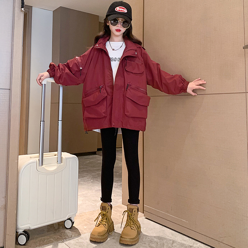女童冲锋衣外套秋装2023新款中大童春秋女孩户外儿童秋季洋气上衣