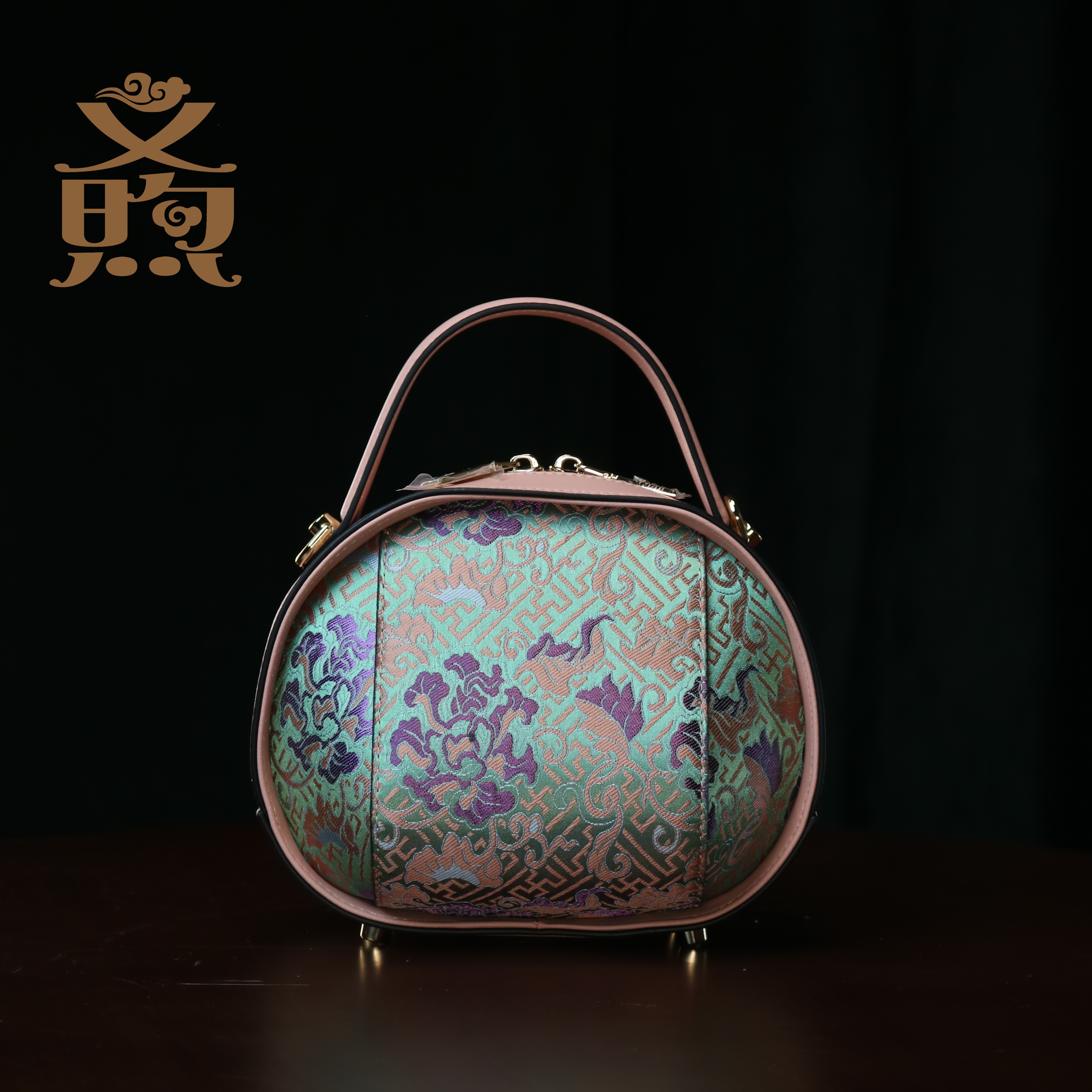 [现货] 又·煦 |  新中式国风  牡丹纹元宝包  19*14*16cm