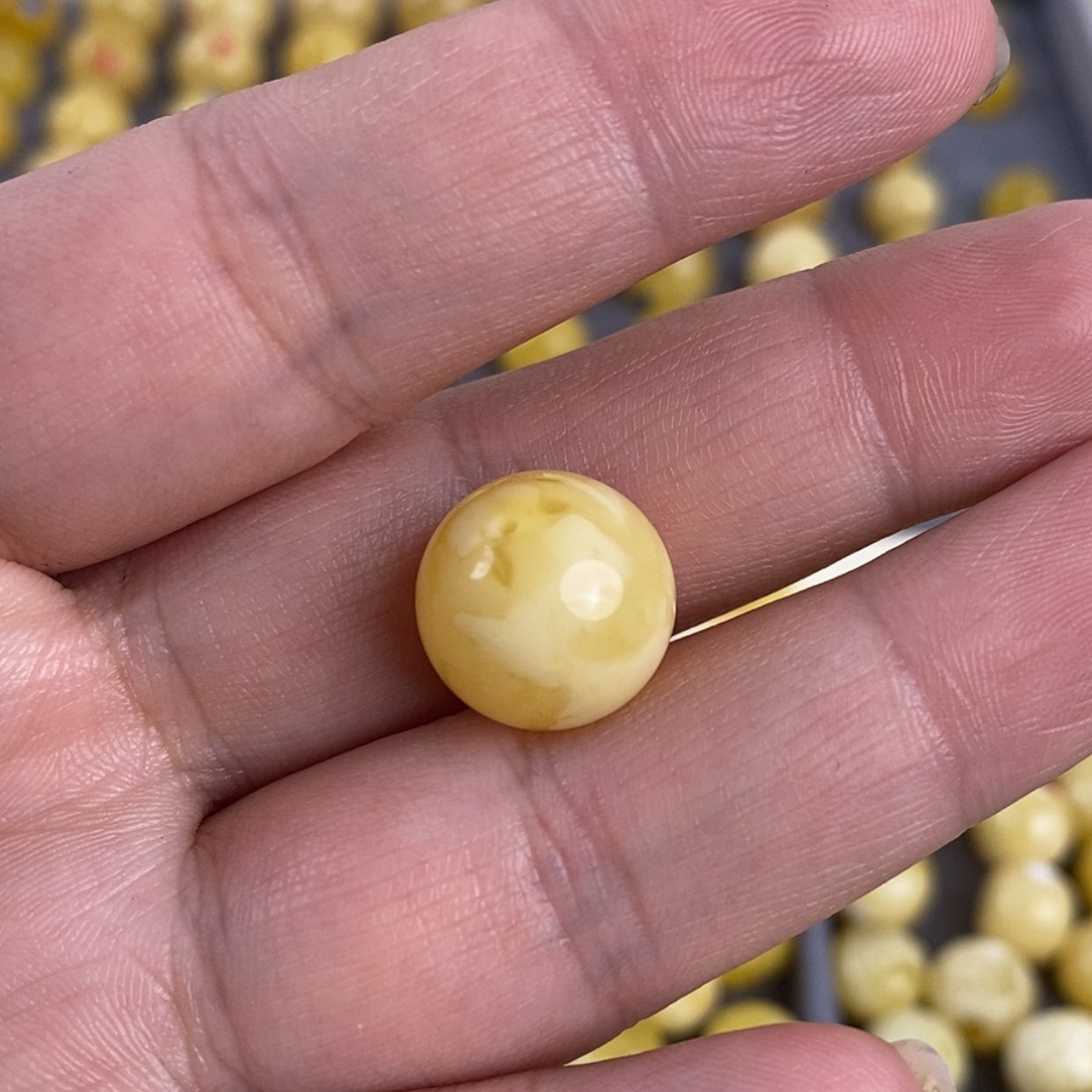 【闪购商品】琥珀裸石未镶嵌?****?1