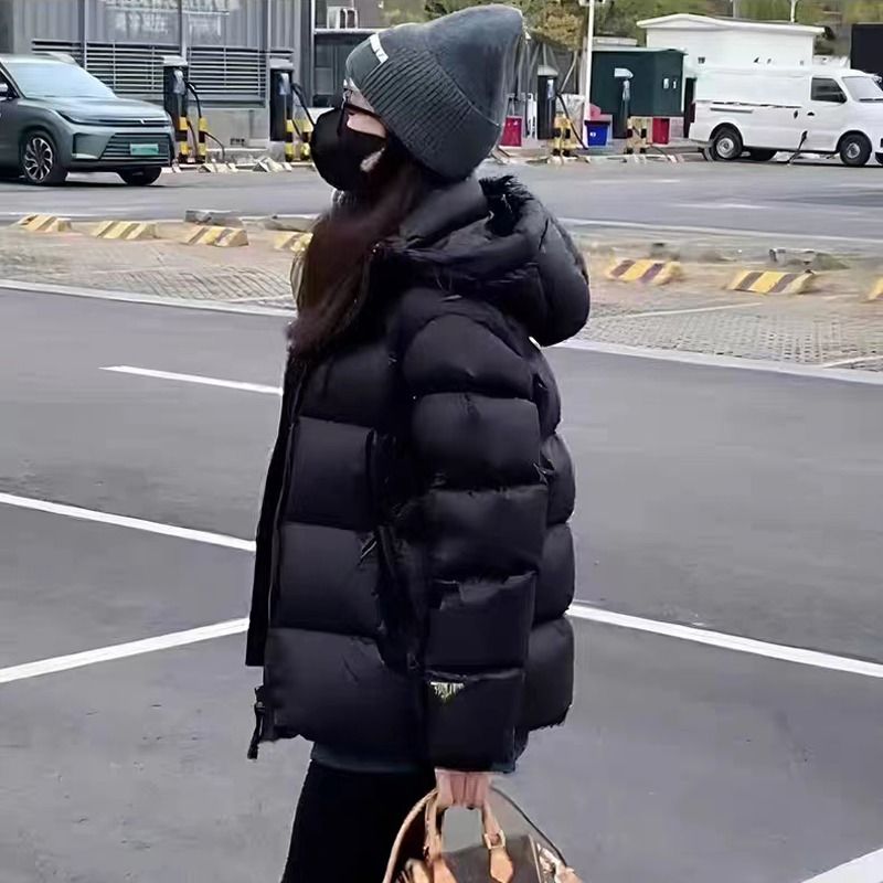 波司登波斯登羽绒服双11特卖黑金短款羽绒羽绒服女2023年冬季新款