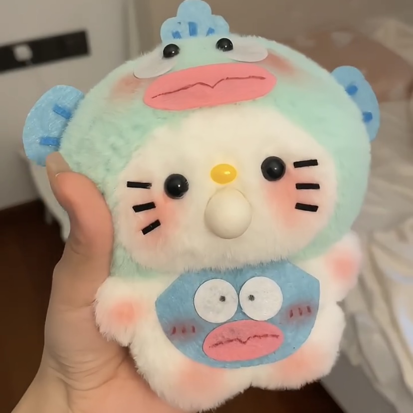 吐泡泡玩偶可录音小丑鱼公仔成品hellokittyKitty娃娃毛绒玩具女
