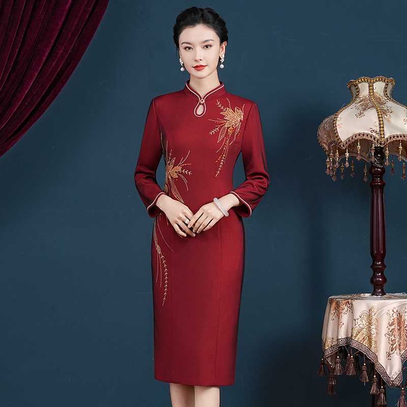 55411婚宴妈妈礼服旗袍高开叉女士高档秋冬上衣新款冬季连衣裙