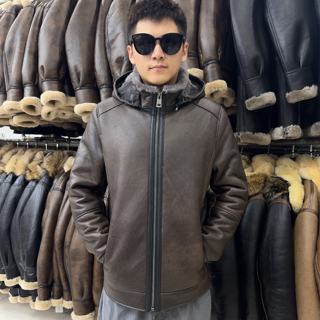 男士真皮皮毛一体棕色复古戴帽冬季保暖原生态羊皮羊毛外套夹克