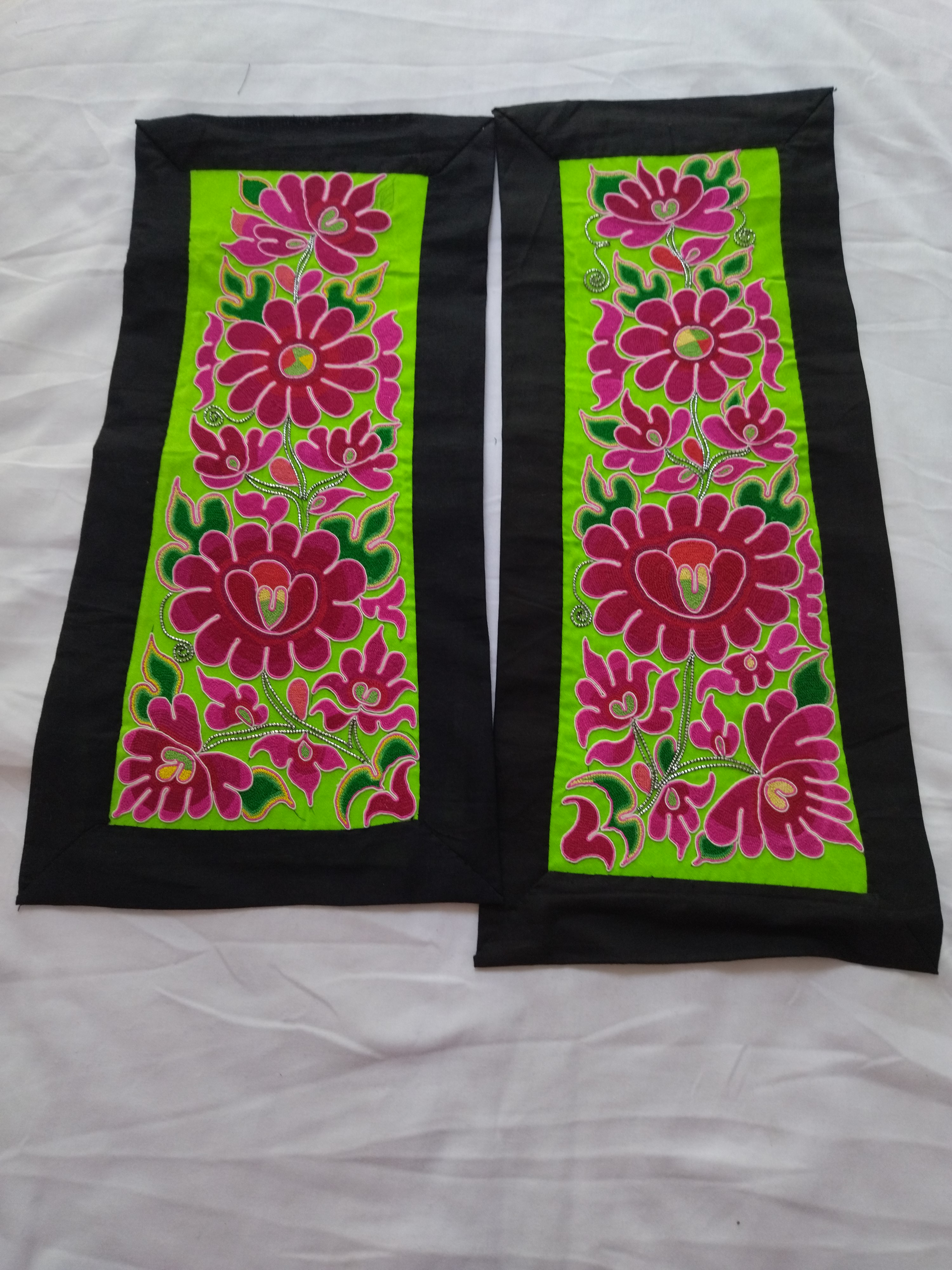 贵州黔西苗族纯手工打籽绣绣片