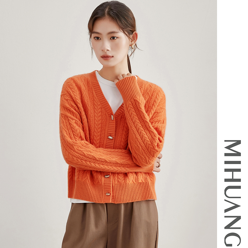 MIHUANG/米皇100山羊绒V领通勤加厚款落肩袖女开衫542502