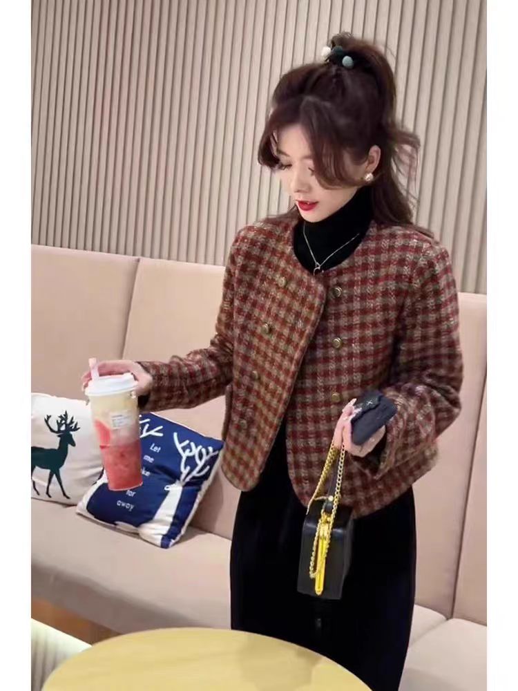 韩系2024新款今年流行漂亮小香风法式高级感短款外套女春秋