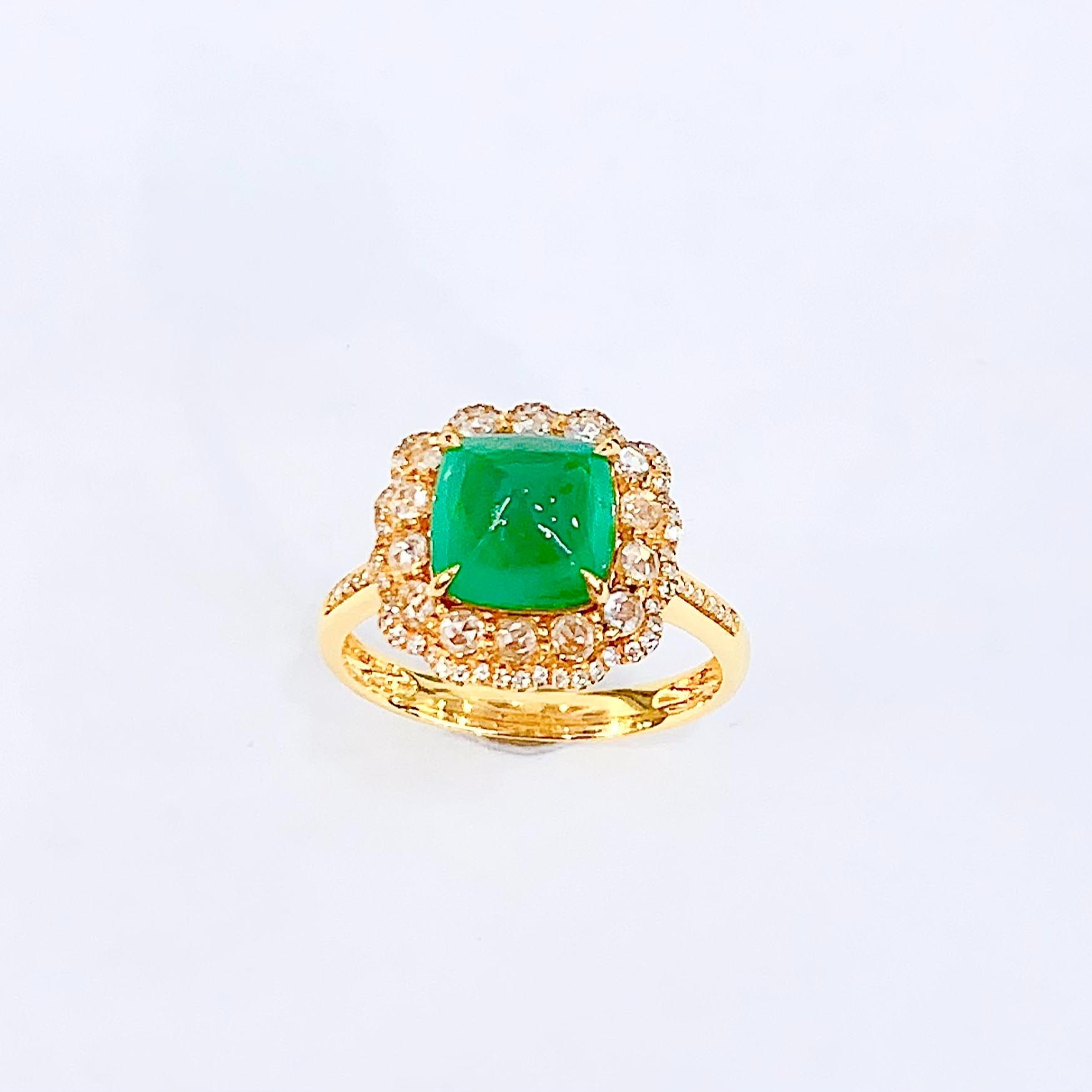 (轩尼)18K金镶嵌祖母绿^裸8x8，总约4.97g，主3.38ct，副77颗（赞）