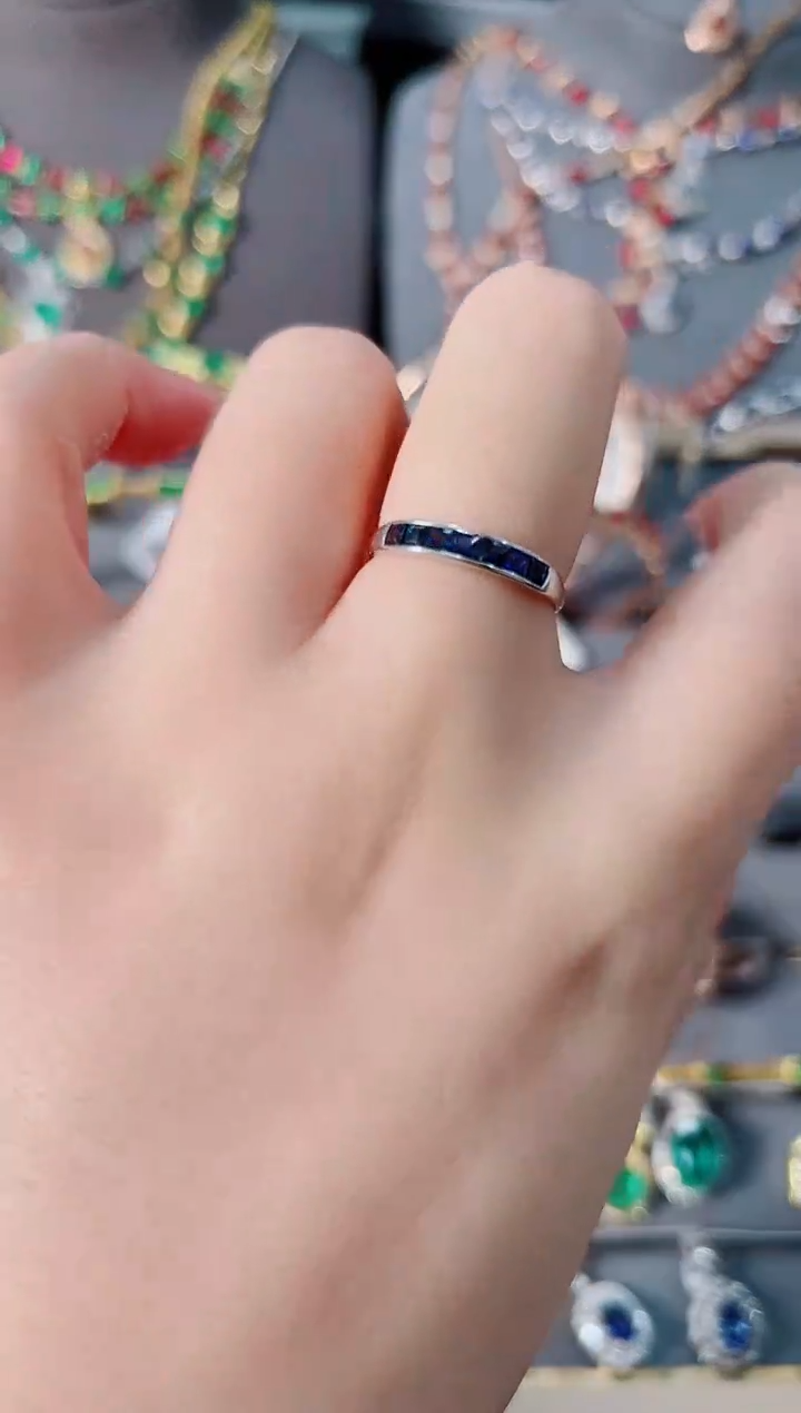 【闪购商品】蓝宝石戒指18K金镶嵌·