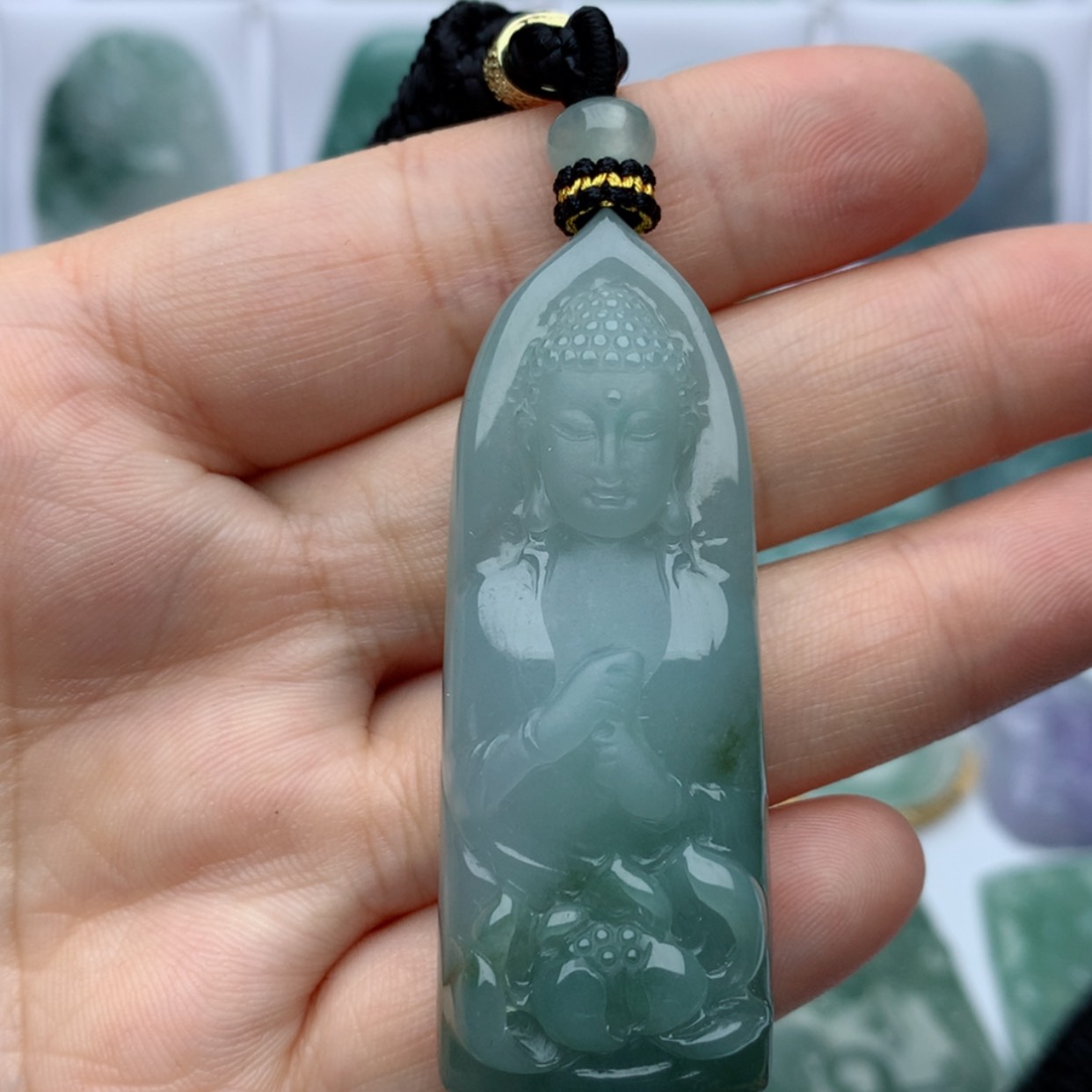 【闪购商品】翡翠颈饰未镶嵌