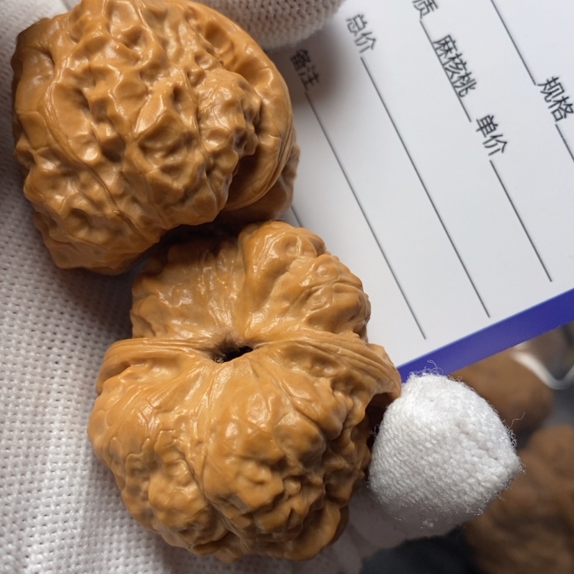 【闪购商品】文玩核桃把件嗯*嘿