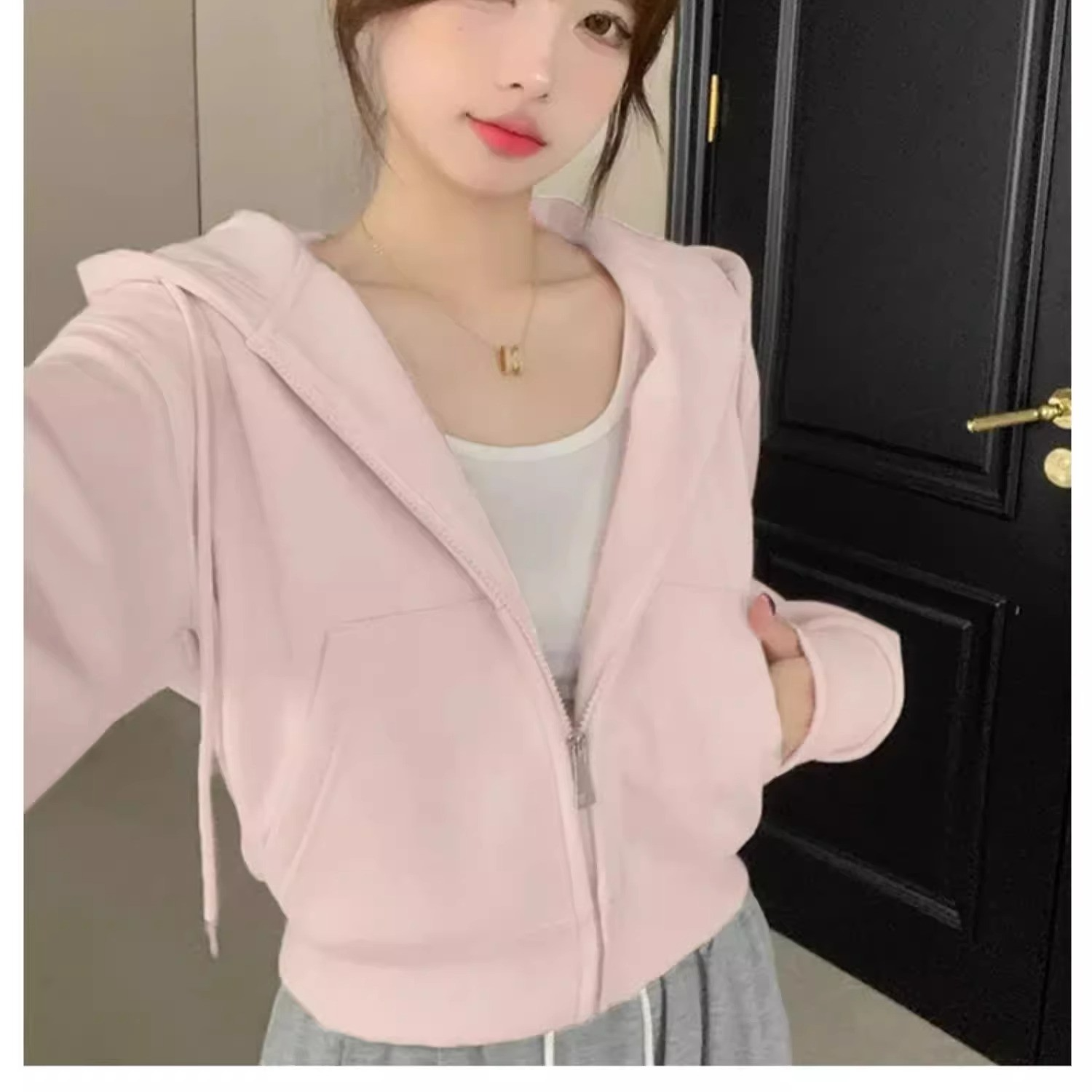 【石榴家】连帽短外套显瘦长袖运动短款25秋薄款宽松韩版短款卫衣