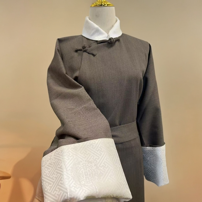 藏族贵族西藏袍 高端羊毛面料 民族服装