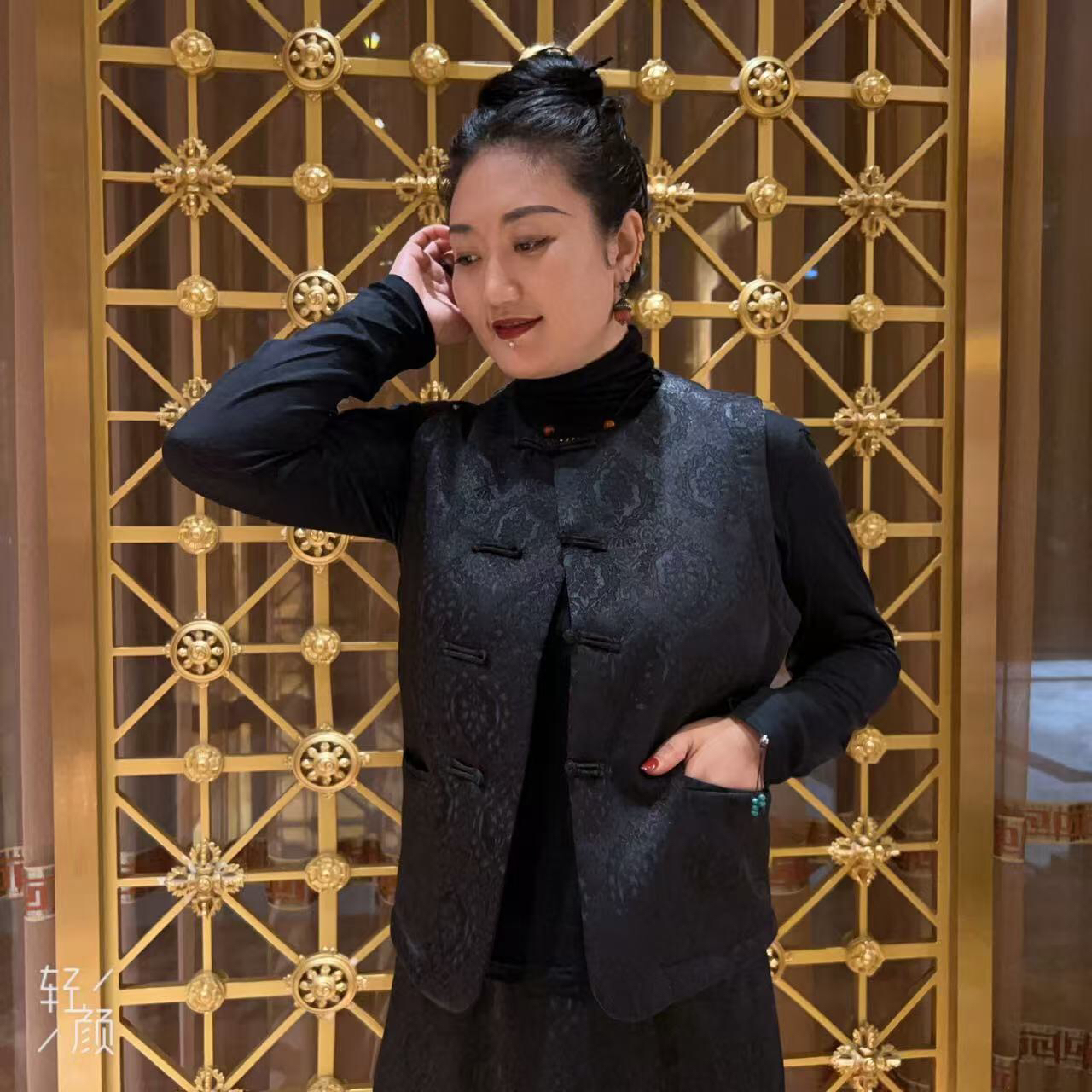 时尚冬季民族套装  两件套 民族服装